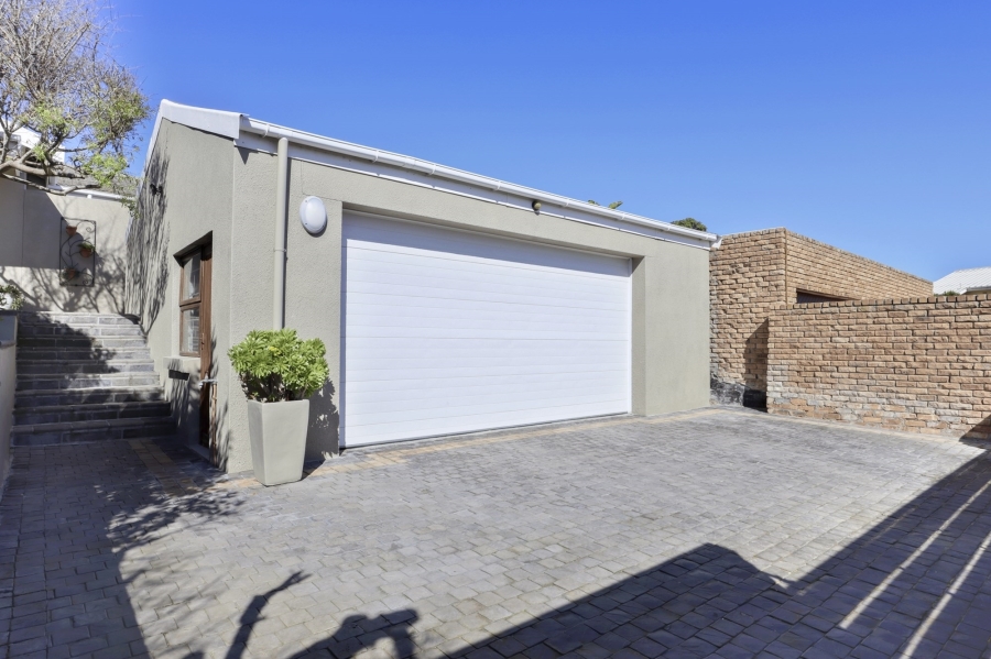 4 Bedroom Property for Sale in Melkbosstrand Central Western Cape